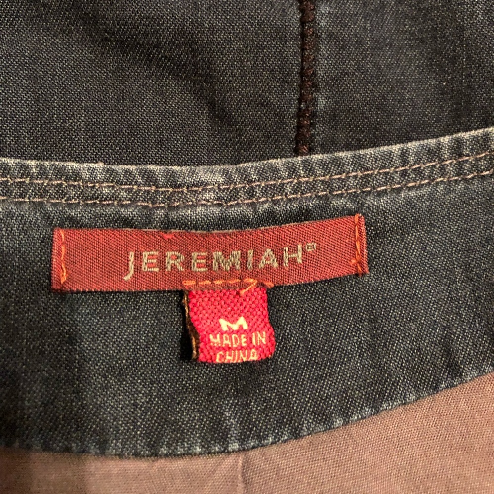 Jeremiah Men's Dark Blue Denim Vest Size Medium, Adjustable back strap, Pockets - Picture 5 of 9